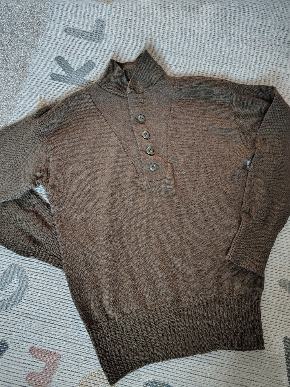 Vintage US Military Issue 100% Wool 5-Button Jeep Sweater Olive Drab L (42-44)